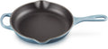 Signature Gusseisen Brat- und Servierpfanne 20182234340422 LE CREUSET, Ø 23 cm, Gewicht 1,93 kg, Rund, Chambray